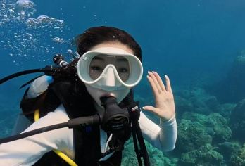 陵水双帆石远海深潜+摩托艇环双帆石+刺激拖拽小黄鸭可选含拍摄【正规海域使用权；专业服务团队；国内自由潜第潜水圣地；初学者或者不会游泳也能体验潜水】