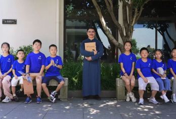 绍兴鲁迅故里半日活动【保证预约+90分钟精讲+演绎式游戏】【[省心免忧]含官方预约服务，无需自行操作，轻松解锁百草园、三味书屋等核心景点】