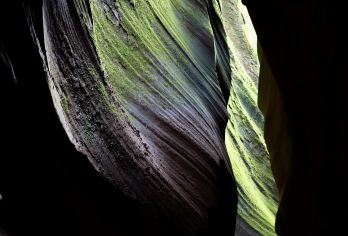 陕西延安甘泉大峡谷+波浪谷包车一日游英文服务【可提供英文及小语种导游服务-往返接送-可选导游-可代订门票】