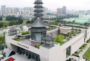 扬州大运河博物馆人工讲解+10人小团+可选独立成团【1、多套餐可选，全程文史老师真人馆内讲解，深度解说90分钟。】