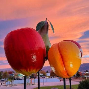 格林诺奇-天堂小镇-箭镇-蹦极发源地-水果小镇-瓦纳卡一日游