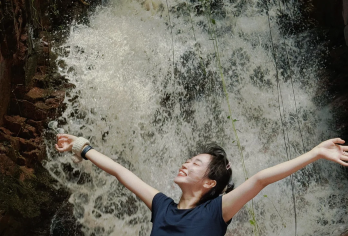 普洱茶马古道雨林徒步【3km徒步+观光车+竹筏·秋千·彩绘】【[小众路线]远离城市的喧嚣与纷扰，沉浸在大自然的怀抱中，找回内心的宁静与平和。】