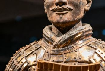 【免升15人独立讲解】9点出发兵马俑+华清宫/赠汉服妆造【[套餐推荐] [纯讲团]店铺本月活动：免升15-20人，升级全程独立讲解 （非其他社散讲大团讲解）】