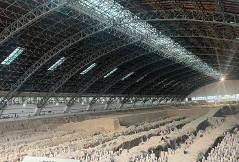 陕西西安秦始皇兵马俑博物馆+华清宫包车一日游可英文服务【可提供英文及小语种导游服务-往返接送-可选导游-可代订门票】