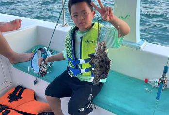 解锁三亚性价比海钓4小时/6小时 专业钓鱼艇 可散拼/包船 【一价全含的套餐 无任何二次收费】