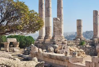 【中东庞贝】安曼城堡山+彩虹街+杰拉什罗马古城遗址包车一日游【10小时超长服务+中文/英文司机+专人专车+不拼车独立出行+酒店专车接送】