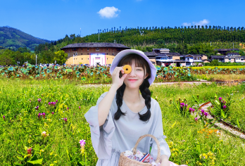 一价全含·8人小团可选|福建土楼云水谣景区+永定土楼王一日游【[土楼专线]甄选燃油车稳健护航，35人团2+1豪华头等舱，8人小团专享1+1大商务头等舱独立座椅】