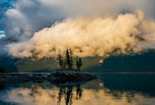 加拿大卡尔加里班夫小镇-惊奇角弓河瀑布【中文专车-惬意舒适】【中文专车出行，行程自己定义，无需等待，专属贴心服务，尽享惬意旅程】