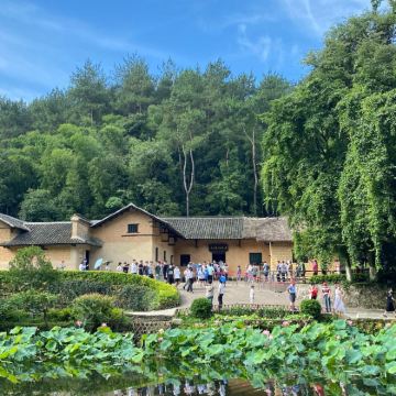 韶山景区一日活动【毛泽东故居+铜像广场+纪念馆+通行证预约】