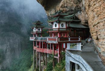 【包车游】平和灵通山景区+悬空寺+漳州市区天天出发+多种车型【[独立成团]一单一团不拼团，一团一车不拼车！行程可调！】