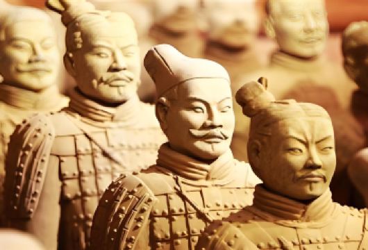 西安兵马俑+华清宫1日游（可选常规团/16人/10人团）【[微管家式服务]24小时私人定制级在线管家服务，二环以内酒店上门接送，免除您一切后顾之忧。】