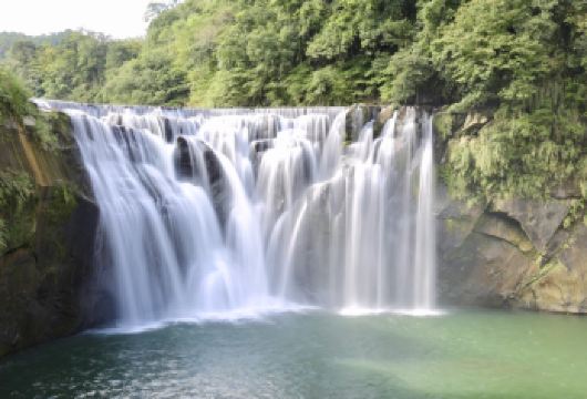 野柳+九份+十分瀑布+十分老街拼车一日游-台北出发【展开台湾东北角一日游，尽览野柳地质公园和女王头奇景】