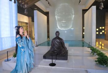 南京总统府+大报恩寺+牛首山+夫子庙一日活动【凭借精细化服务打造高性价比的优质体验，穿插趣味问答互动避免传统大团，承诺全程无购物点】