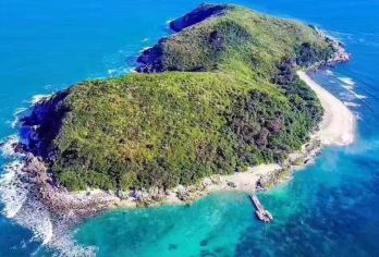 万宁石梅湾加井岛沙滩户外一日游浮潜+摩托艇+海上魔毯+冲浪【[纯玩无购物]游玩灵活，专注体验风景玩乐，轻松享受纯粹游玩】