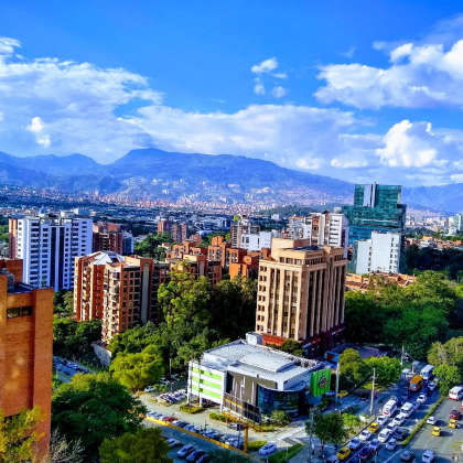 哥伦比亚 麦德林 专业翻译|地陪|商务翻译 （可灵活行程）