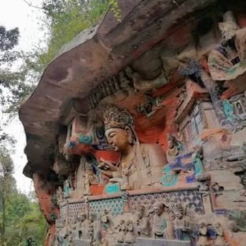 【8人拼团+官方大咖精讲】数字电影（球幕）+大足石刻一日游