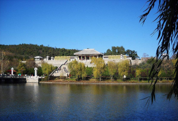 【包车游】壶口瀑布+黄帝陵+南泥湾+知青旧居包车一日游【[服务保障]优秀向导服务，旅途充满欢声笑语】