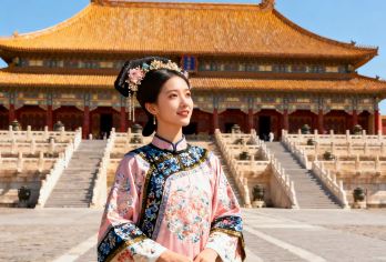 北京故宫博物院半日游【甜心教主同款&赠珍宝馆|配无线耳麦】【[货真价实的真纯玩]三分靠看，七分靠听，十年专线导游倾情讲解故宫，让各位小主听的明白，不在北京留遗憾】