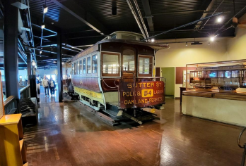 旧金山一日游：金门大桥+电缆车博物馆+铛铛车+市政中心【[费用包含]一站全包服务-无需支付司机小费-餐费-过路费（不包含门票+导游费用）-包车时长10小时】