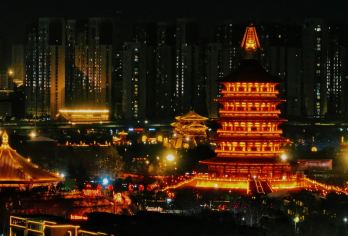 【金牌说】隋唐洛阳城明堂讲解 可含票 大咖讲师 8人小团【[金牌导游讲师团]他们博古通今，幽默睿智，善于挖掘文物背后的故事，用有趣的方式还原历史真相；】