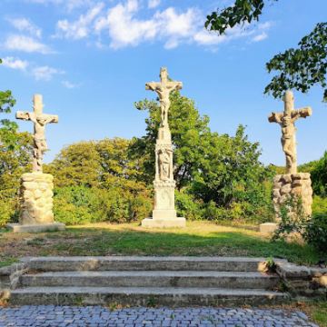 匈牙利布达佩斯蒂豪尼+杰尔小镇一日游