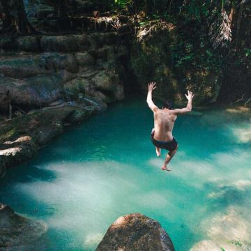 曼谷出发爱侣湾瀑布、死亡铁路与地狱之火通道一日游