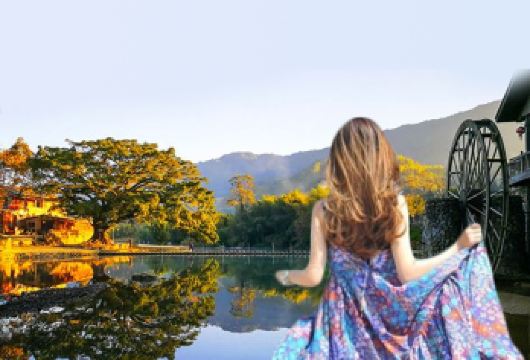 南靖云水谣古镇+田螺坑土楼群一日游●特惠大小团含门票接送讲解【[团型任选·上门接送]指定范围上门接送，畅游双土楼，团型含餐自由选，亲子互动探秘世遗，轻松文化之旅。】