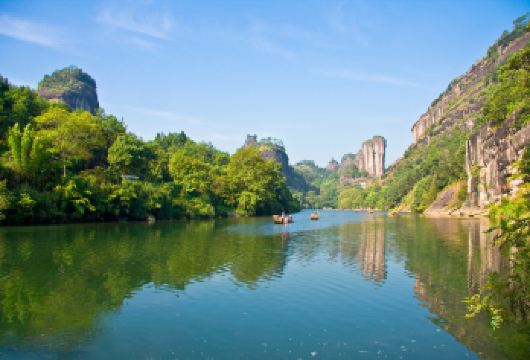 武夷山白云禅寺+月亮湾+青龙大瀑布【独立车导】一日游【[独立车导+免费酒店接送+优秀导游服务]】