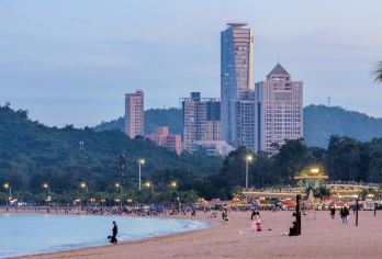 珠海大剧院+圆明新园+野狸岛+梅溪牌坊包车一日游可英文服务【可提供英文及小语种导游服务-往返接送-可选导游-可代订门票】