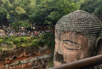 乐山大佛+黄龙溪一日游+一单一团+上门接送+游船&登山2选1【[专业服务团队]专注四川历史景点+真纯玩+无购物+0套路+0推销】