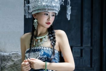 船进三峡人家+三峡大坝一日游【2至8人私家团+往返上门接送】【[出行无忧]一站式旅行服务，时间灵活，告别早起，根据人数升级车型，行程当天免费接送，安心出游！】