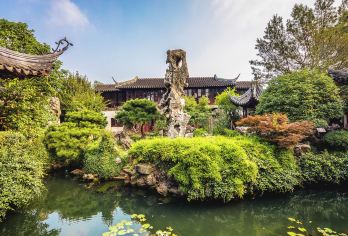 苏州留园+周庄+《只此周庄》演出+山塘街一日游【纯玩含游船】【[独立运营]掌握一手资源，正规操作，管家式服务，全程导游讲解、空调旅游巴士。】