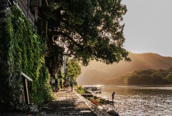 丽水：畲香古城+天空之城+云中大漈一日游  景点可定制G【全程中文/英文/俄语/小语种服务，沟通无障碍，景点可调,多种车型可选】