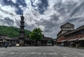 成都出发：都江堰景区+街子古镇一日游【可选英文导游|专车接送|行程可调|可定制行程】