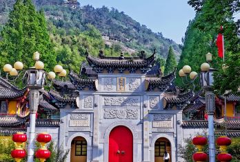 黄梅五祖寺+黄梅宴一日游【沉浸式黄梅戏非遗剧场——宝醉坊•黄梅宴】