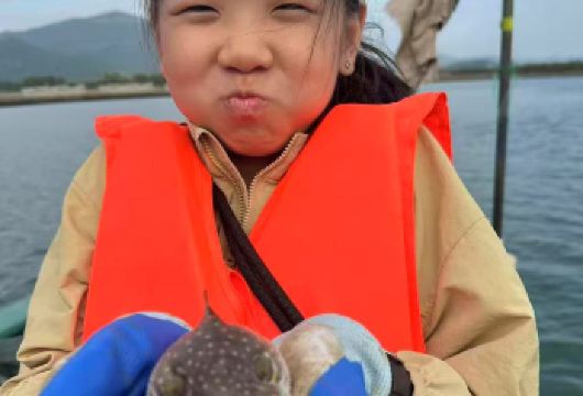 三亚海棠湾拉地笼包船 营地免费加工 保证有收获 感受纯玩渔趣【专业教练陪同坐船+收地笼+营地免费帮加工 收货皆可带】