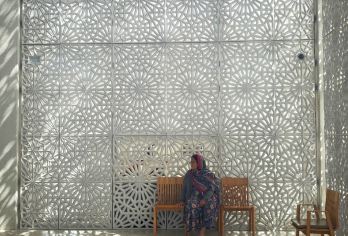 迪拜往返阿布扎比-谢赫扎伊德经典线路-阿联酋等周边包车-精选【包车一日游，解锁旅行新方式！独立车辆配备经验丰富的老司机，为您量身打造专属行程。】