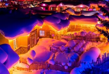 【6人团丨赠驯鹿园丨雪地摩托】中国雪乡+亚布力滑雪纯玩一日游【[雪乡游玩时间超长]亚布力激情滑雪（含装备）/雪乡大门票/自驾雪地摩托/棒槌山观景台等10余项】