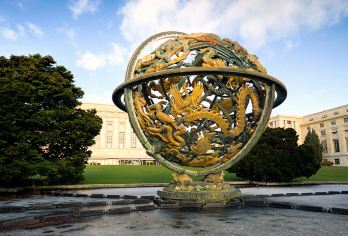 瑞士日内瓦城市观光半日游|含迷你小火车|夏季可选日内瓦湖游船【从联合国总部到历史悠久的欧洲名城，探索令人赞叹的宜居城市日内瓦！】