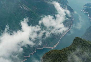 【徒步套票】白帝城瞿塘峡景区+三峡之巅下行景交联票【1.自驾出行，行程自由轻松】