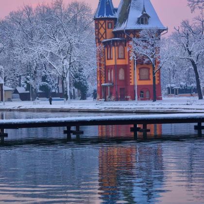 从贝尔格莱德出发：苏博蒂察与帕利奇全天游（含酒庄品酒）