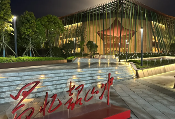 【优惠特价·最忆韶山冲】提前选票任意场前排观影位+车辆通行证【红色演出 合作特惠价！！！】