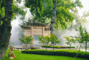 天平山+枫桥景区【范仲淹博物馆I苏州赏秋I枫桥夜泊】【全程私人专车服务，不拼团，行程灵活可调整。】