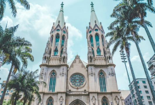 【中文司机包车游】布宜诺斯艾利斯方尖碑+五月广场+雅典人书店【中文司机+酒店接送+贴心管家[畅游80+国家，800+城市]】