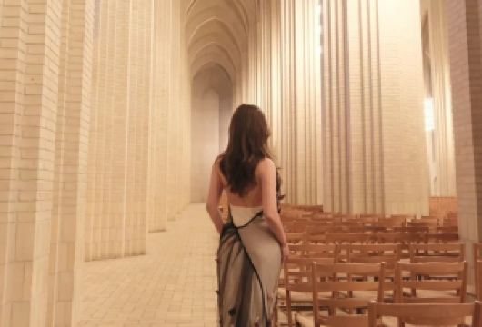 丹麦哥本哈根市区深度游-学术氛围 + 新港延伸-包车-精选【专属客服和本地中文司机，一家一团包车】