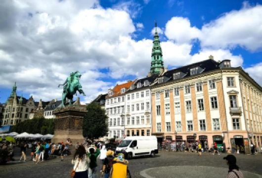 丹麦哥本哈根-皇家体育馆-救主堂-包车-中文私享【专业行程定制，精选热门景点，高效游玩不走回头路，贴心服务保障，轻松】