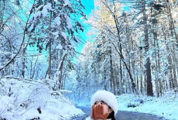 魔界雾凇漂流+雪岭/老里克湖包车1日游【长白山二道白河往返】【本品[二道白河往返]。漂流和老里克湖和雪岭门票为包车优惠价，门票不单售。】