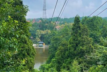 河南信阳鸡公山风景区+波尔登森林公园一日游可英文服务【可提供英文及小语种导游服务-往返接送-可选导游-可代订门票】