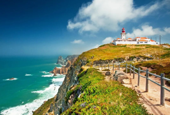葡萄牙辛特拉＋罗卡角一日游【行程可定制＋中文司机】【辛特拉三大宫殿+欧亚大陆最西端罗卡角，一日看尽里斯本山海童话。】