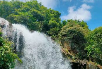 【增城】白水寨避暑玩水+1978电影小镇1天游+上门接送【私家旅行：一单一团，不拼客，专属旅行、品质服务：车上门接送，专职司机护航】